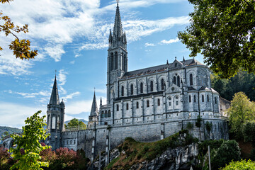 Obraz premium View of the Basilica in the Sanctuary of Lourdes, France. Mayor pilgrimage spot for Catholics