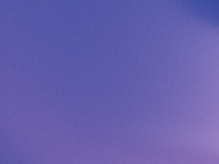 Naklejka premium Purple gradient background with soft grainy texture, violet atmospheric color wash, minimalist abstract backdrop for digital design and social media