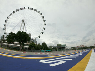 Obraz premium Singapore / December 2017: Formula One Racing track at Marina Bay Street Circuit. 