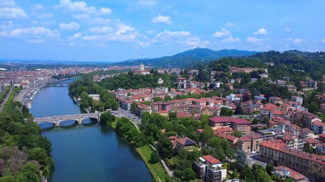 River Po City View Turin 4K