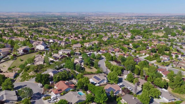 Paso Robles California Aerial Pullback View of Suburban Homes and Hills 01