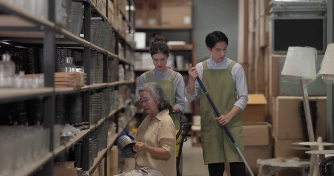 Family Business Owner,  Mother Teaching Warehouse Inventory Management