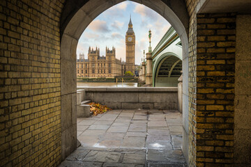 Obraz premium Big Ben seen from Westminster underpass in London, England
