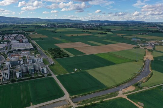 RTW Eschborn &ndash; Luftbilder der Regionaltangente West im Rhein-Main-Gebiet bei Frankfurt