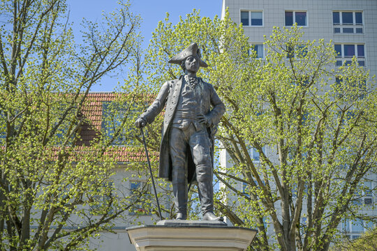 Denkmal K&ouml;nig Friedrich II. von Preu&szlig;en, Marktplatz, B&ouml;lschestra&szlig;e, Friedrichshagen, Treptow-K&ouml;penick, Berlin, Deutschland