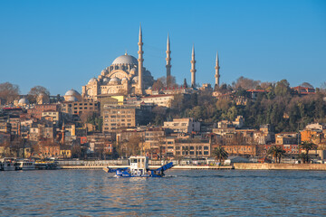 Obraz premium Daylight view with Suleyman Mosque in Istanbul Turkey