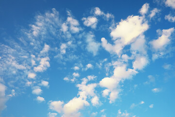 Fototapeta premium Sky landscape with clouds in pastel colors