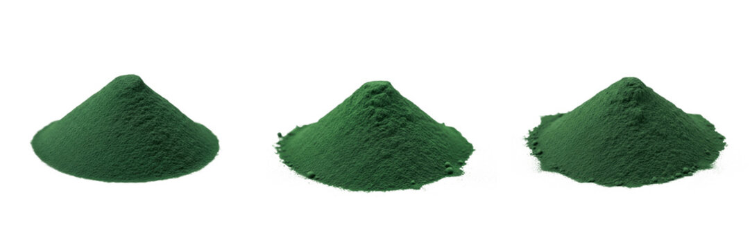 Pile of organic green matcha tea spirulina superfood powder PNG on transparent background. Healthy wellness dietary supplement asset.
