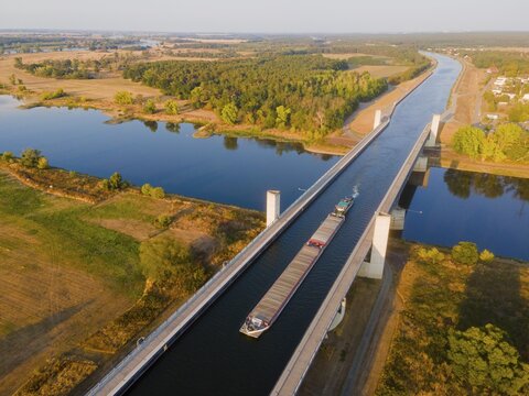 Drone shot, cargo ship on the Mittelland Canal, Magdeburg waterway junction, canal bridge, Mittelland Canal, Elbe, Magdeburg, Saxony-Anhalt, Germany