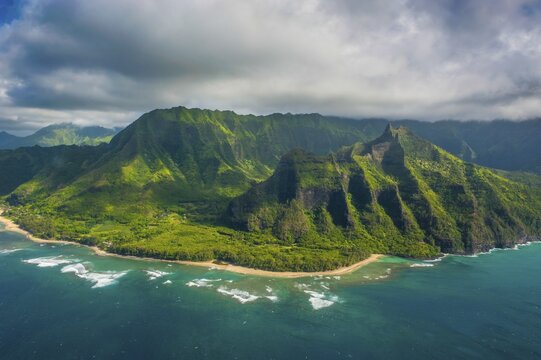 Aerial of the Nā Pali Coast, Kauai, Hawaii, USA