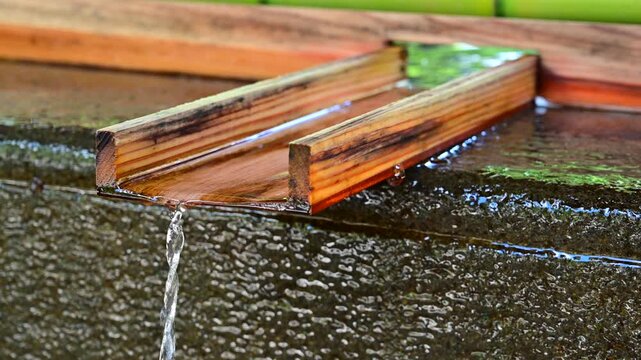 水盤舎の御浄め