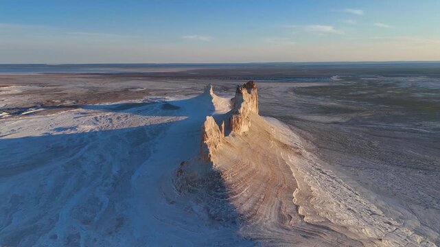 Bozzhyra is a tract in the western part of the Ustyurt Plateau on the Mangyshlak Peninsula in the Mangystau Region of Kazakhstan	