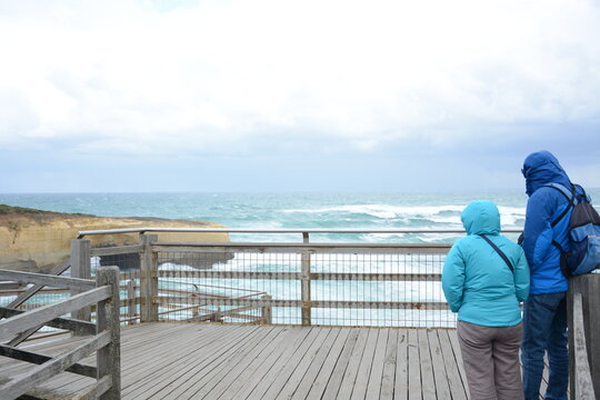 mauvais temps sur la great ocean road, Australie