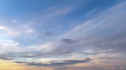 Obraz premium Pastel Evening Sky With Soft Layered Clouds