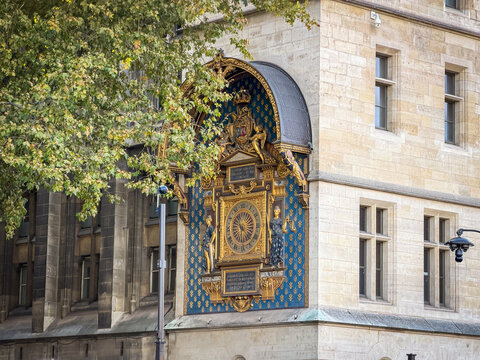First public clock in Paris, located on the corner of the Conciergerie building