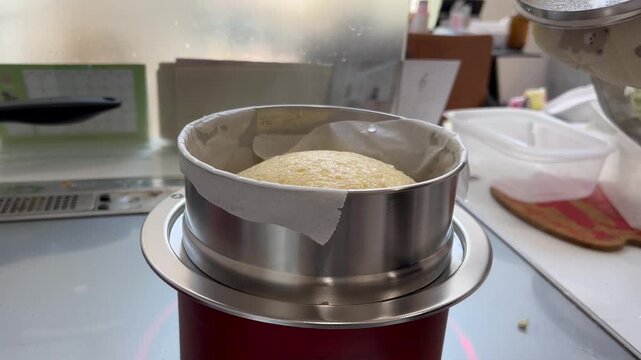 手作りの蒸しパンケーキ