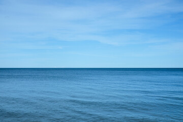 Fototapeta premium blue sea and blue sky