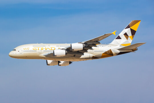 Etihad Airways Airbus A380 (A6-APG) low pass at Al Maktoum International Airport on November 17, 2025 in Dubai, UAE