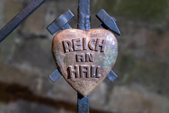Schriftzug Reich an Hall im Stollen der Alten Saline in Bad Reichenhall