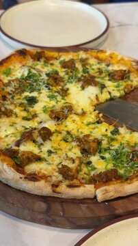 Food Featuring Pizza Burger Biryani Mojito Shakes Omelettes Street Food Authentic Dining Delicious Fast Food Experience
