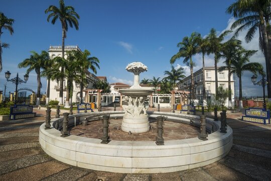 Placa de la Independcia, Malabo, Bioko, Equatorial Guinea
