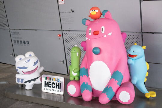 Seoul, South Korea - 17 June 2025: Official mascot of Seoul, Hechi and Soul Friends, reimagining of the mythical creature at Dongdaemun Design Plaza or DDP.
