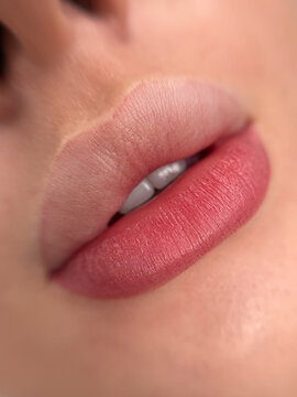 Permanent lip makeup procedure before and after lip blush PMU close up beauty treatment