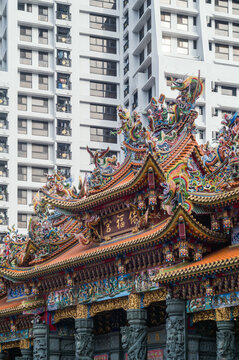 Temple roof and building, Taipei, Taiwan
