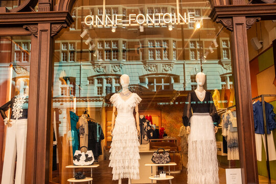 LONDON - 2026: KNIGHTSBRIDGE - Anne Fontaine luxury fashion window display 77 Knightsbridge