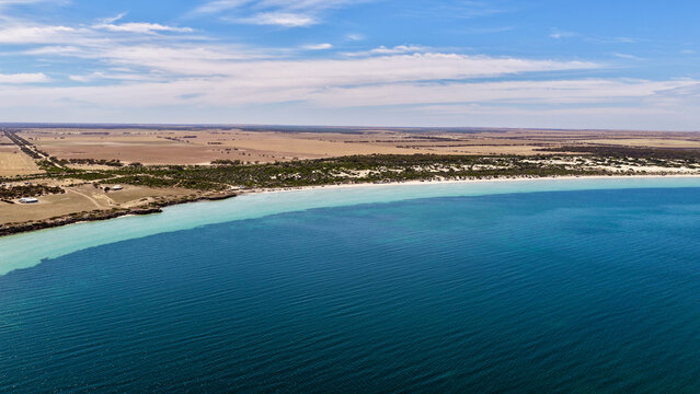 Perlubie Beach, Eyre Peninsula, South Australia &ndash; 4K Aerial Drone view of Turquoise Waters, White Sand Dunes and Remote Coastal Landscape near Eba Anchorage and Streaky Bay in Dry Season.