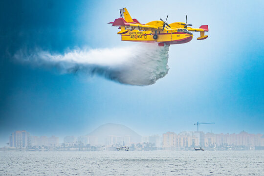 Canadair CL-215 fllying exhibition (San Javier, Spain)
