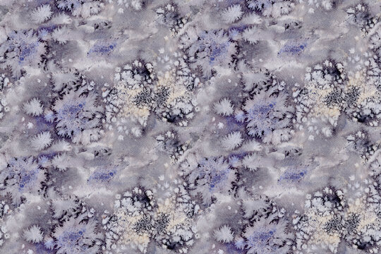 Seamless abstract watercolor texture with organic pigment blooms and soft gradients. Hand painted repeating background with fluid diffusion, granulation and natural pattern in neutral grey blue tones