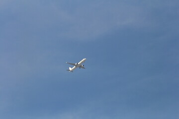 Fototapeta premium A plane flying in the sky