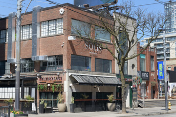 Naklejka premium exterior of 548 KIng St W, Toronto (location of Solis Movement Hot Yoga, Pilates, & Reformer)