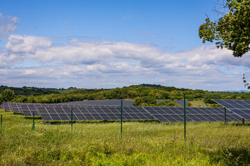 Fototapeta premium La Centrale solaire Boralex Pézènes dans l'Hérault en France