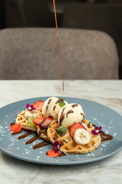 wafles con helado