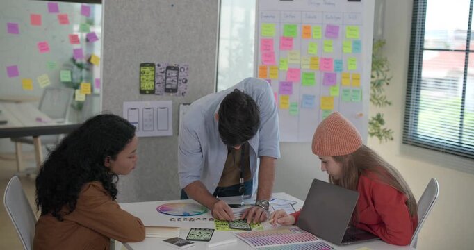  UI,UX developer optimize smart energy app, color, button, real-time monitoring of efficient insight