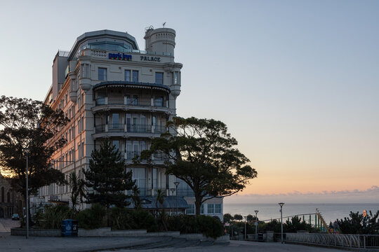 SOUTHEND-ON-SEA, ESSEX, UK - AUGUST 29, 2021:  Exterior of Park Inn by Radisson Palace hotel overlooking the Thames Estuary