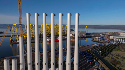 Wind turbine structures in an industrial shipyard before transport © WILL PHOTOGRAPHY