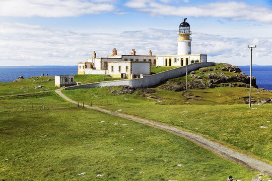 Hiking trail to the lighthouse on the Neist Point peninsula, Dunvegan, Isle of Sky, Inner Hebrides, Scotland, Great Britain
