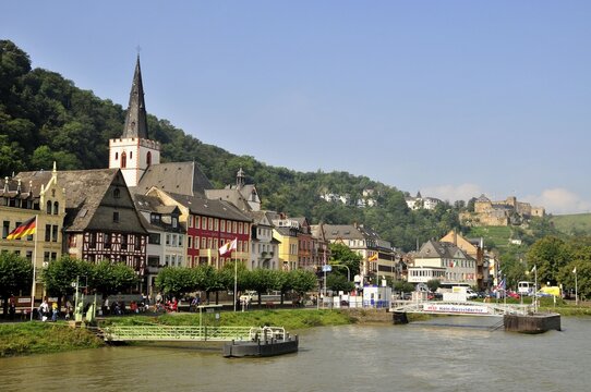 Townscape of St. Goar on the Rhine River, Rhineland-Palatinate, Germany, Europe