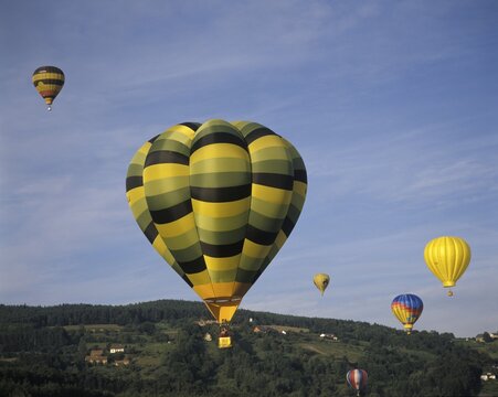 Hot-air balloons Schielleiten Styria Austria