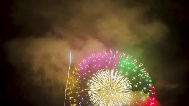 打ち上げ花火
