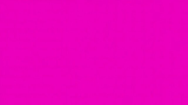 Animated halftone transition with abstract dot pattern comic texture on green screen for creative video edits. Halftone dots transition with comic texture effect for motion graphics with alpha channel