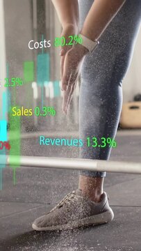Vertical video: Chalk clap making dust lifter rubbing and gripping bar preparing lift as bars shift