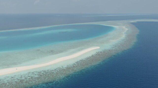 Aerial view of sandbar and ocean, Baa atoll, Maldives islands
