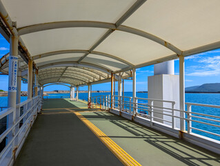 西表島の上原港 © Makoto