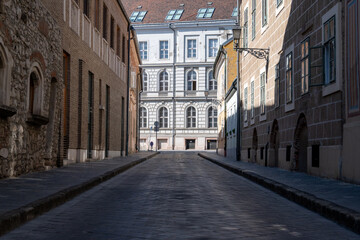 Fototapeta premium Quiet Historic Street In Buda Castle