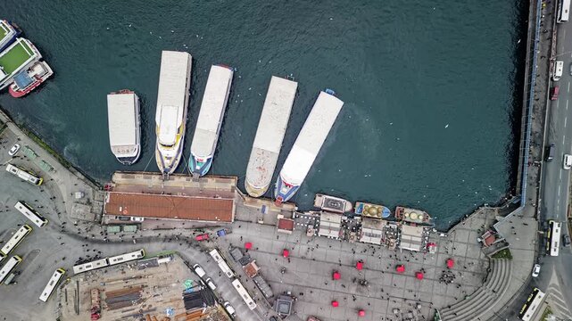 Top-down time-lapse of the Eminonu ferry terminal