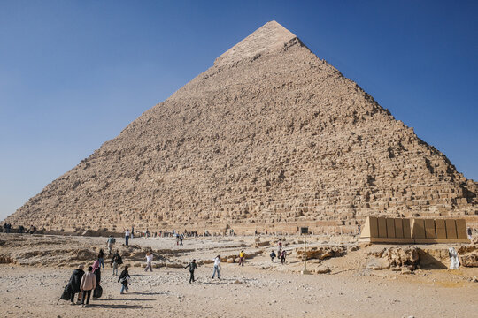 Giza, Egypt - 25 Jan 2026: Pyramid of Chephren (Khafre), Pyramids of Giza, Egypt